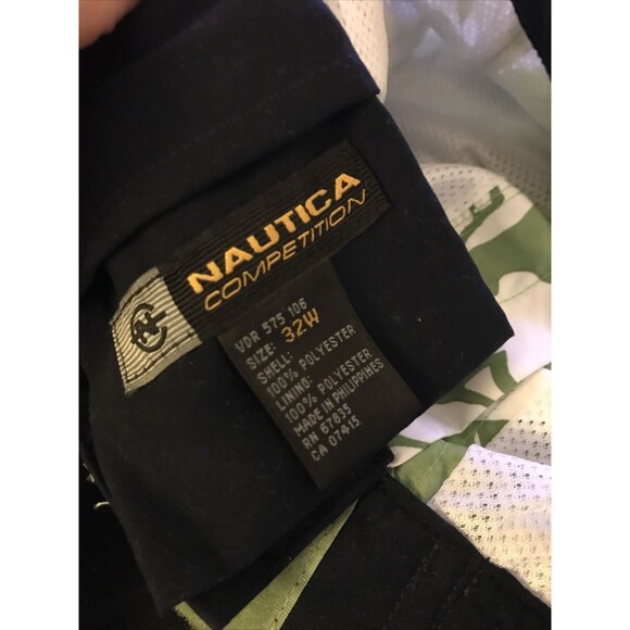 NAUTICA GREEN FLORAL BOARD SHORTS SWIM TRUNKS SZ 32 Mesh LINED Tie Waist Men’s - Picture 2 of 7